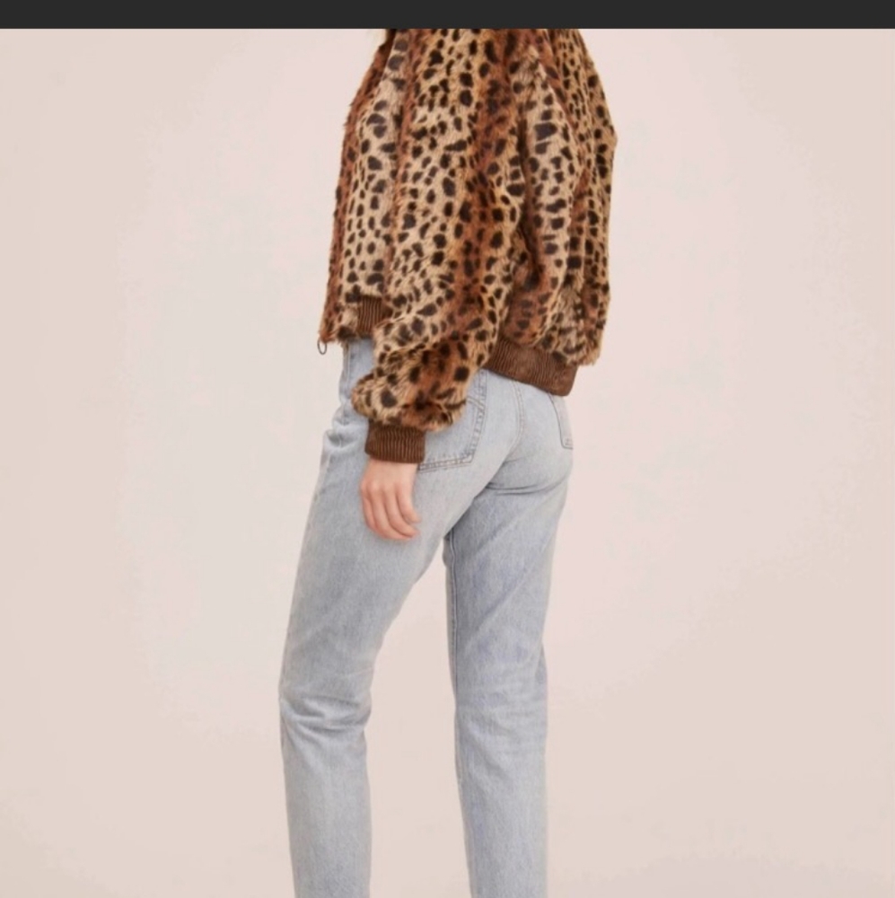 ASTR Remy Leopard Bomber Jacket - Picture 5 of 5